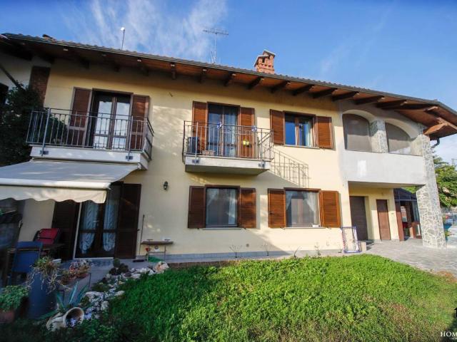Villa Indipendente in vendita a Boschetto, Piemonte