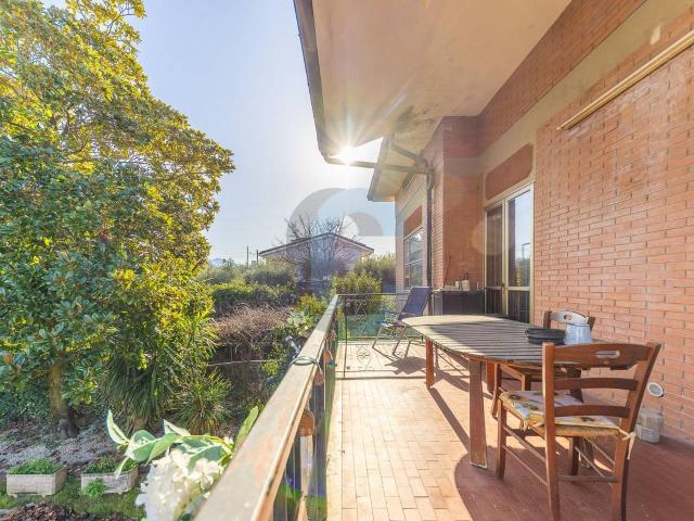 Villa Indipendente in vendita a Roma Capitale, Lazio