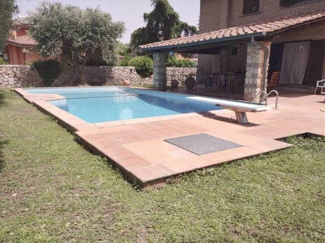 Villa Indipendente in vendita a Roma Capitale, Lazio