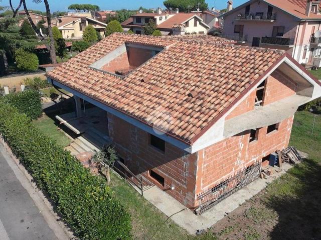 Villa Indipendente in vendita a Villaggio Vigna Fiorita, Roma Capitale
