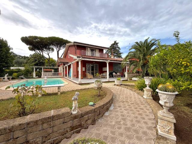 Villa Indipendente in vendita a Villaggio Vigna Fiorita, Roma Capitale
