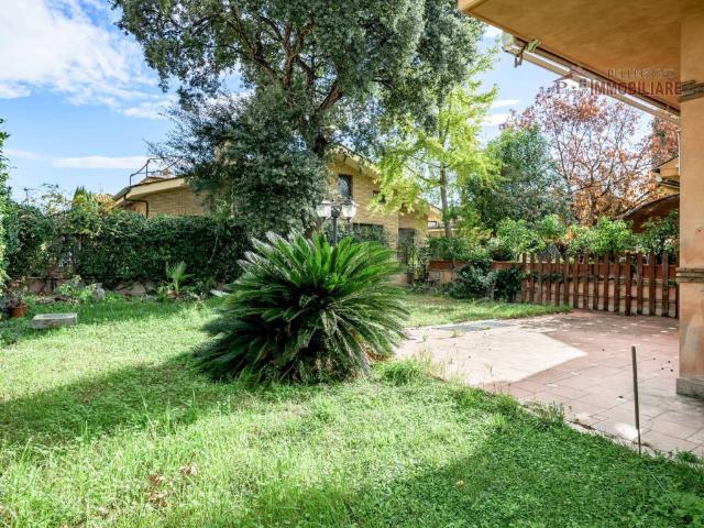 Villa Indipendente in vendita a Roma Capitale, Lazio