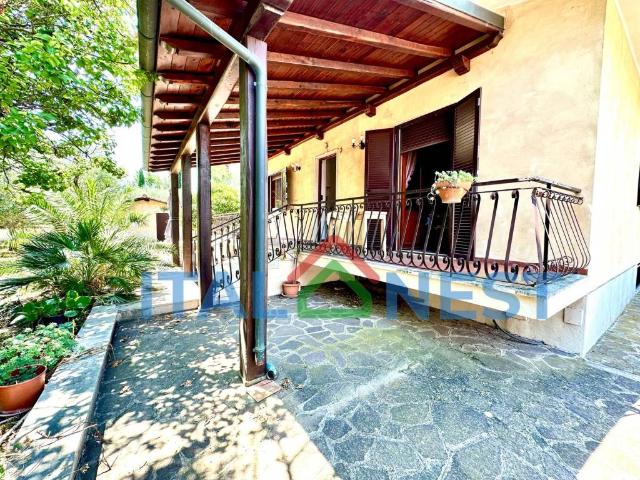 Villa Indipendente in vendita a Roma Capitale, Lazio