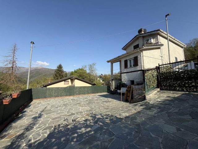 Villa Indipendente in vendita a Cicagna, Liguria