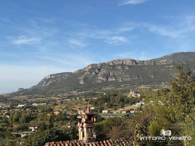 Villa Indipendente in vendita a Zona industriale di Cicerale e Ogliastro Cilento, Cicerale