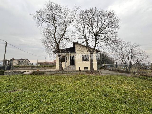 Villa Indipendente in vendita a Piemonte, Vercelli