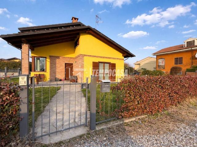 Villa Indipendente in vendita a Piemonte, Vercelli