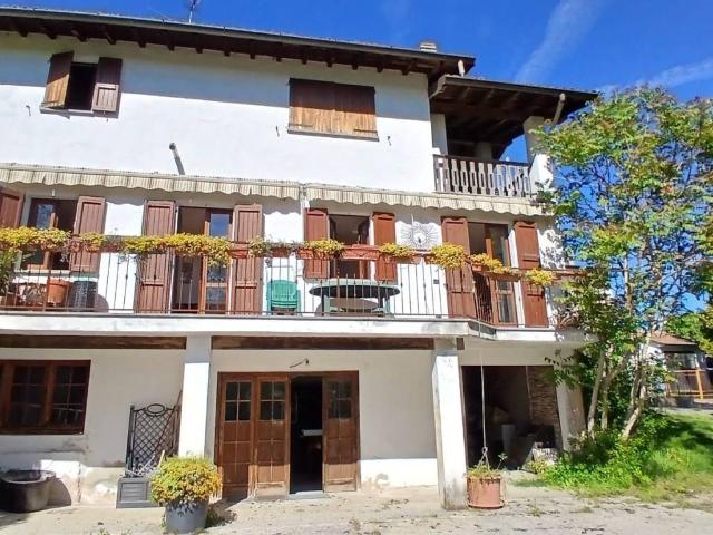Villa Indipendente in vendita a Cigognola, Lombardia