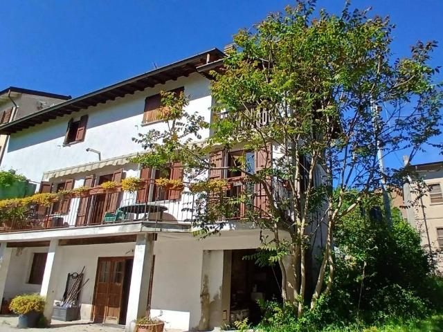 Villa Indipendente in vendita a Cigognola, Lombardia