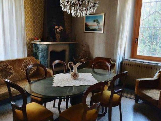 Villa Indipendente in vendita a Cigognola, Lombardia