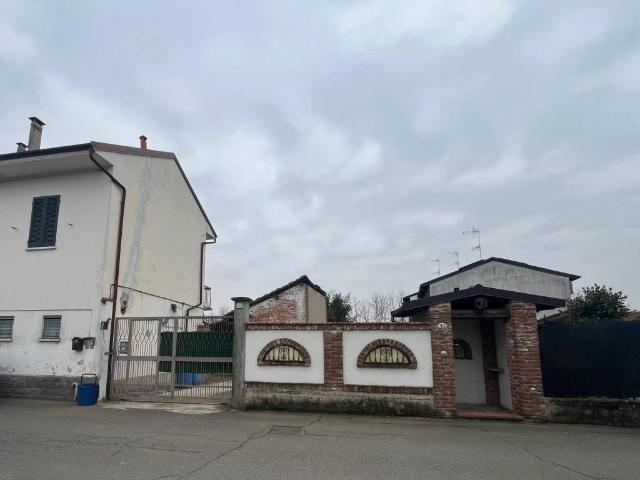 Villa Indipendente in vendita a Cilavegna, Lombardia