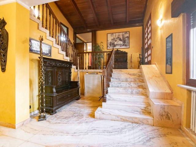Villa Indipendente in vendita a Cilavegna, Pavia