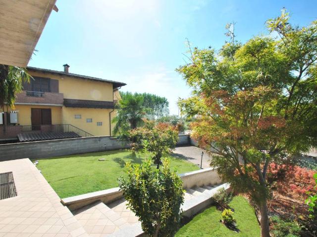 Villa Indipendente in vendita a Cilavegna, Pavia