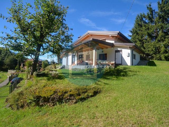 Villa Indipendente in vendita a Comunità montana della valle Camonica, Cimbergo