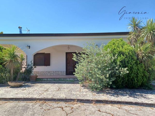 Villa Indipendente in vendita a Ciminna, Sicilia
