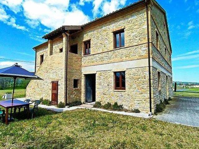 Villa Indipendente in vendita a Marche, Macerata