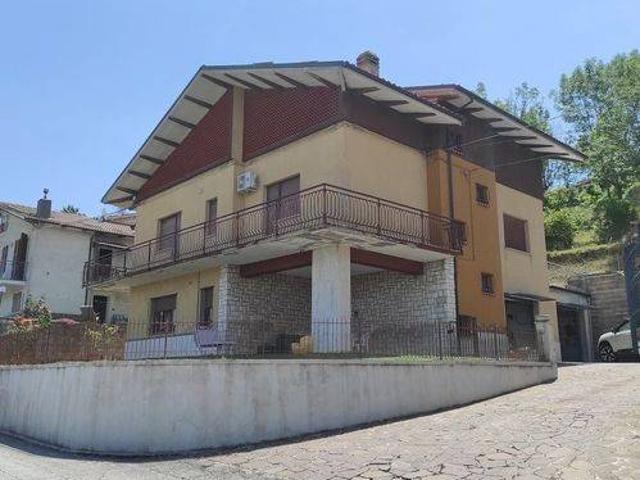 Villa Indipendente in vendita a Marche, Macerata