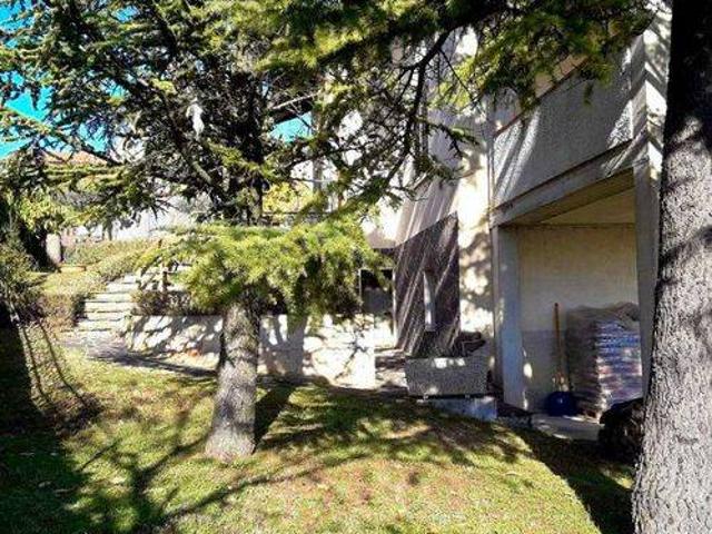 Villa Indipendente in vendita a Strada, Marche