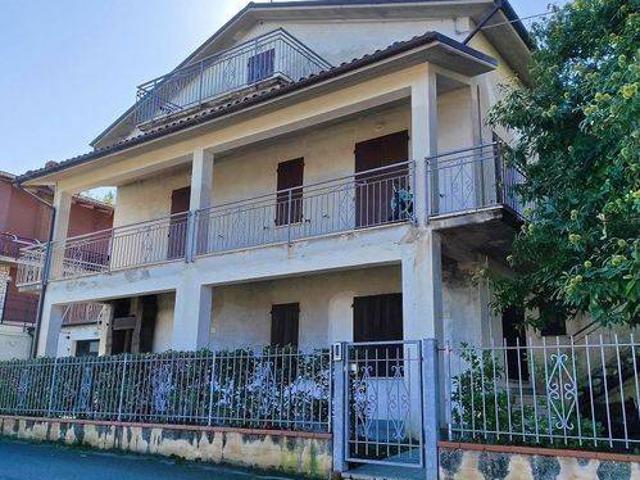 Villa Indipendente in vendita a Marche, Macerata