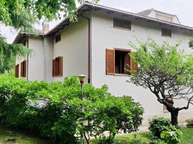 Villa Indipendente in vendita a Pozzo, Marche