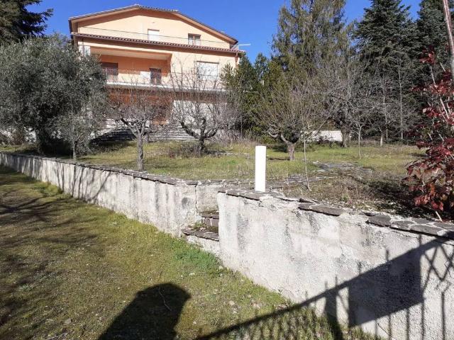 Villa Indipendente in vendita a Pozzo, Marche