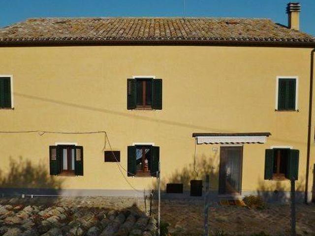 Villa Indipendente in vendita a Pozzo, Marche
