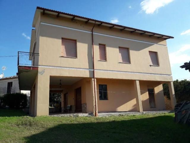 Villa Indipendente in vendita a Marche, Macerata