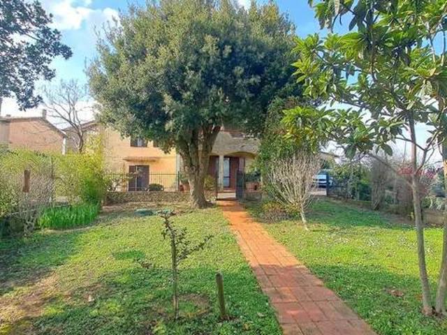 Villa Indipendente in vendita a Cinigiano, Toscana