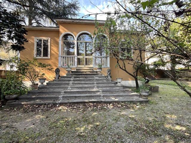 Villa Indipendente in vendita a Zona Omogenea Milano Nord, Cinisello Balsamo