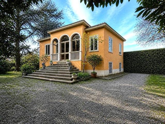 Villa Indipendente in vendita a Zona Omogenea Milano Nord, Cinisello Balsamo