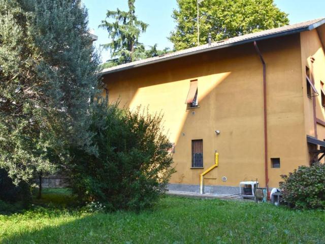 Villa Indipendente in vendita a Zona Omogenea Milano Nord, Sesto San Giovanni