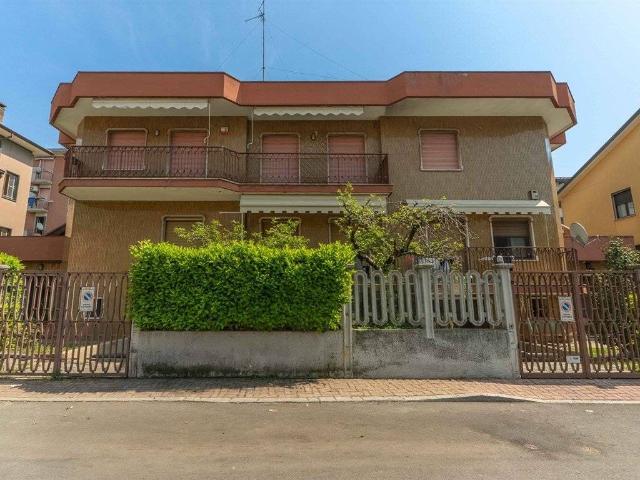 Villa Indipendente in vendita a Zona Omogenea Milano Nord, Cinisello Balsamo