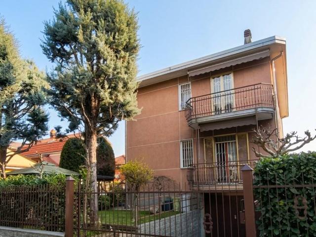 Villa Indipendente in vendita a Zona Omogenea Milano Nord, Cinisello Balsamo