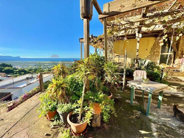 Villa Indipendente in vendita a Siino, Cinisi