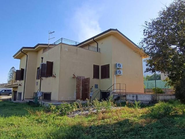 Villa Indipendente in vendita a Magaggiari, Cinisi