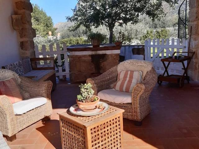Villa Indipendente in vendita a Cinisi, Sicilia