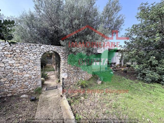Villa Indipendente in vendita a Cinisi, Sicilia