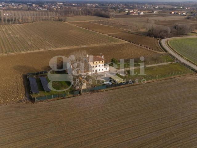 Villa Indipendente in vendita a Cinto Caomaggiore, Veneto