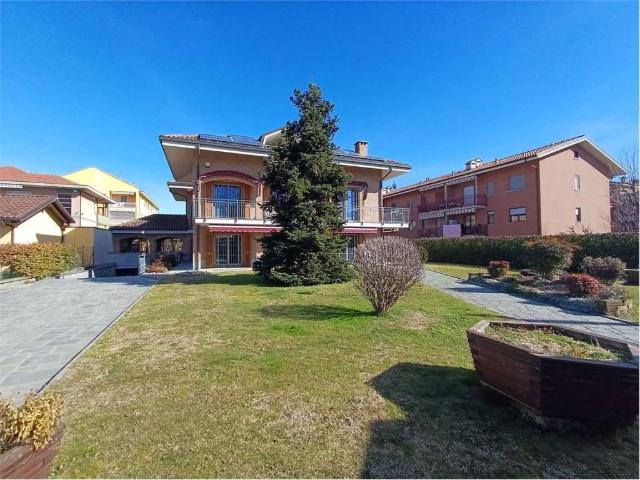 Villa Indipendente in vendita a Località Battitore, Piemonte