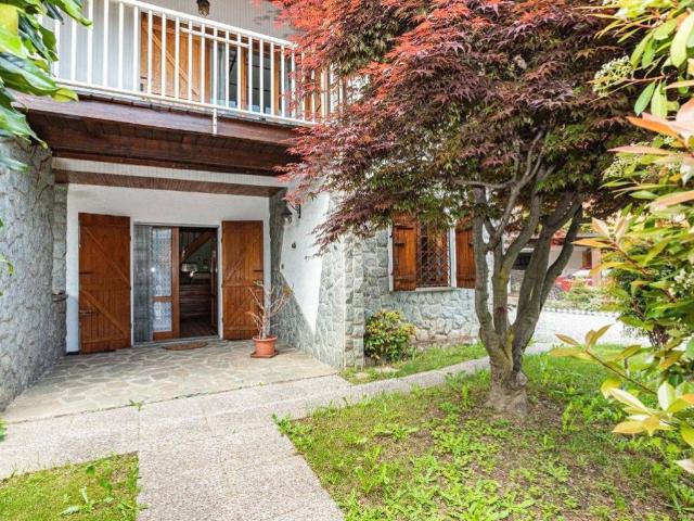 Villa Indipendente in vendita a Località Battitore, Piemonte
