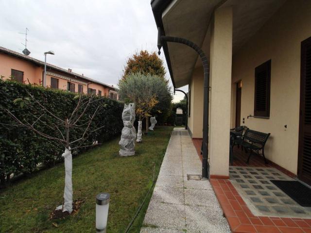 Villa Indipendente in vendita a Cirimido, Lombardia