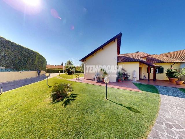 Villa Indipendente in vendita a Cisano Sul Neva, Liguria