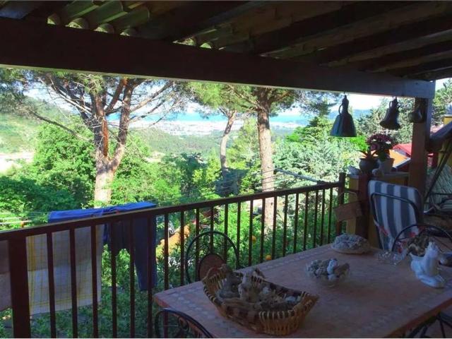 Villa Indipendente in vendita a Cisano Sul Neva, Liguria