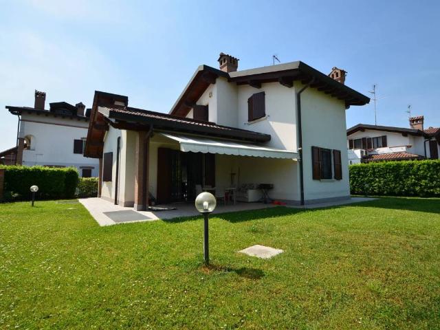 Villa Indipendente in vendita a Ciserano, Lombardia
