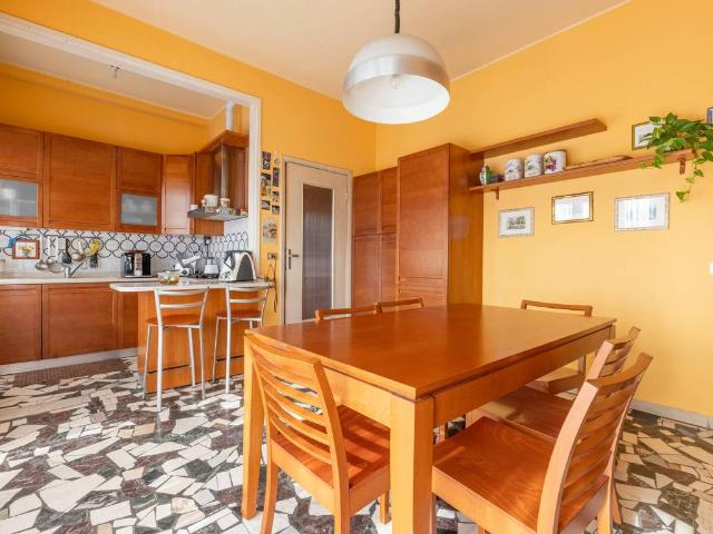 Villa Indipendente in vendita a Cislago, Lombardia