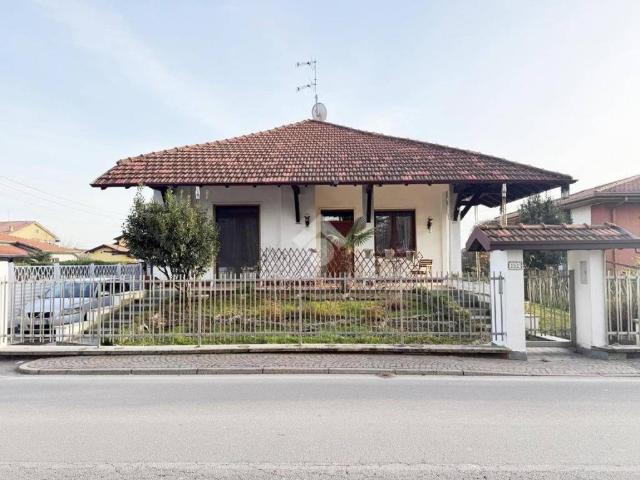 Villa Indipendente in vendita a Cislago, Lombardia