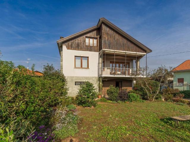 Villa Indipendente in vendita a Cislago, Lombardia