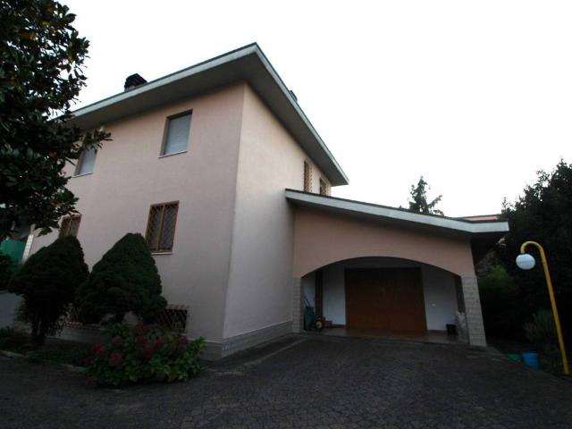 Villa Indipendente in vendita a Molino Rossi, Cisliano