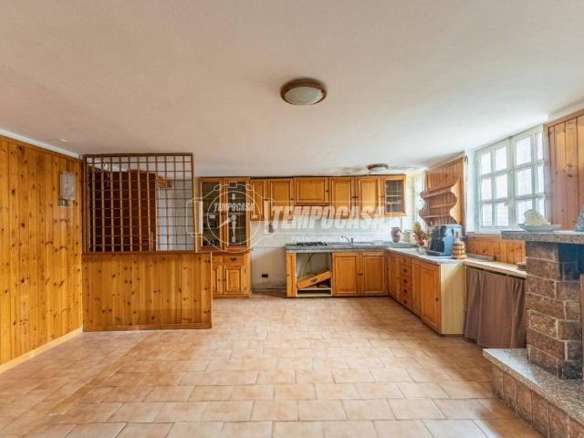 Villa Indipendente in vendita a Cisliano, Lombardia