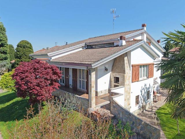 Villa Indipendente in vendita a Cisliano, Lombardia